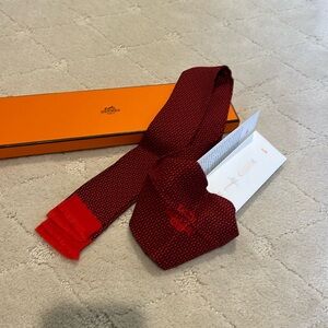 Hemes La Cravat Women’s Scarf